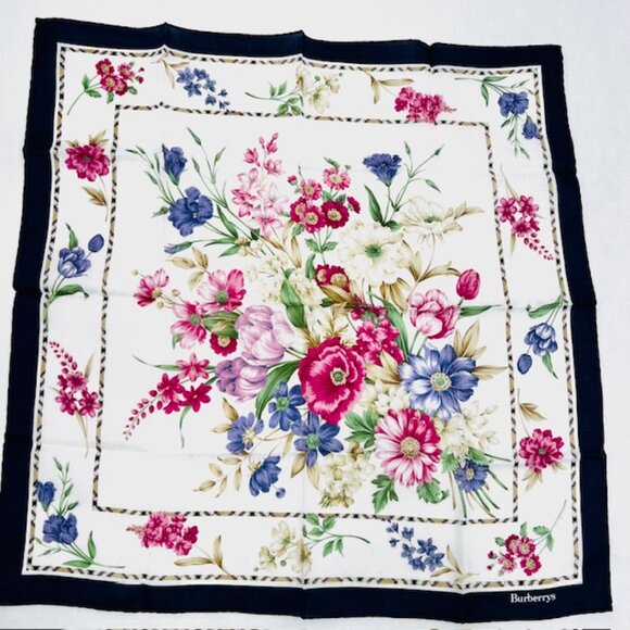 New  Burberrys  Miniscarf/handkerchief  21" Cotton ivery pink purple floal (18) - Picture 6 of 7